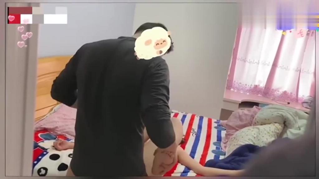 真实父女乱伦各自骚话强迫女儿操逼 预览截图 7
