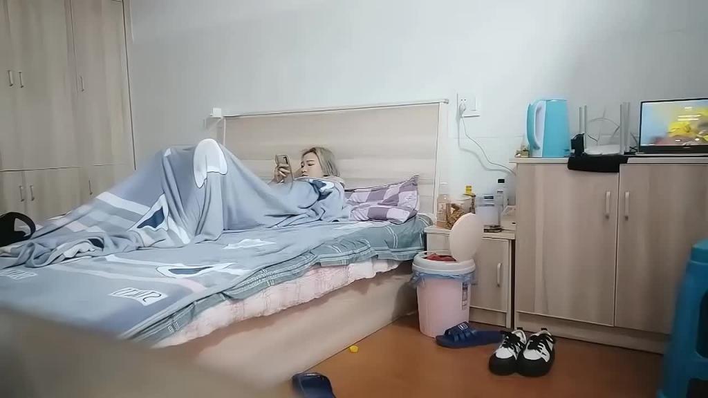 请嫂子拔火罐摩擦出火花,跟嫂子 预览截图 3