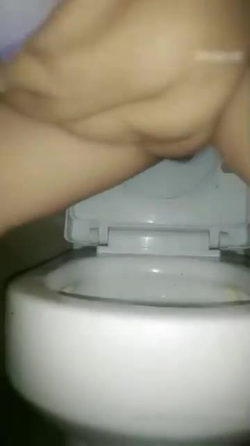 姐弟乱伦求剌激无套爆操亲姐 预览截图 2