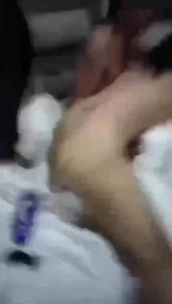 【捉奸在床】2023偷情翻车事件精选合集，男女老少都在出轨偷腥。。抓奸 预览截图 6