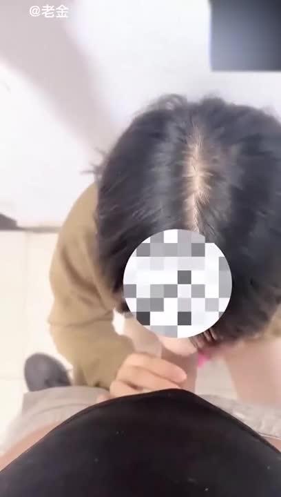 乱伦异父异母的妹妹后续，兄妹半夜看父母做爱冲动乱伦 预览截图 7