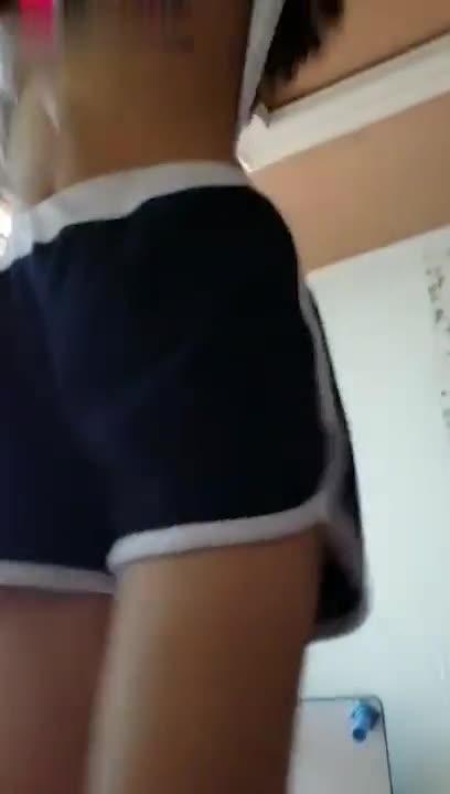 【反差】我的反差小母狗 刚开苞几天 还得继续调教 预览截图 2