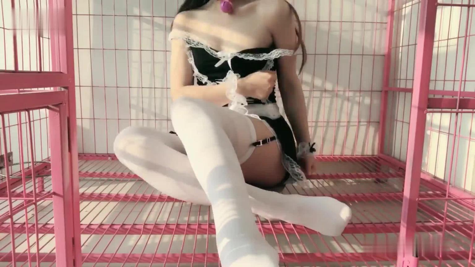 【白虎萝莉洛美】-牢笼少女 预览截图 6