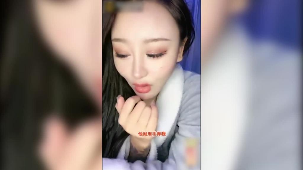 真实实录,绿茶婊在线直播,讲诉自己按摩全过程,尺度相当大,听着都硬了 预览截图 4
