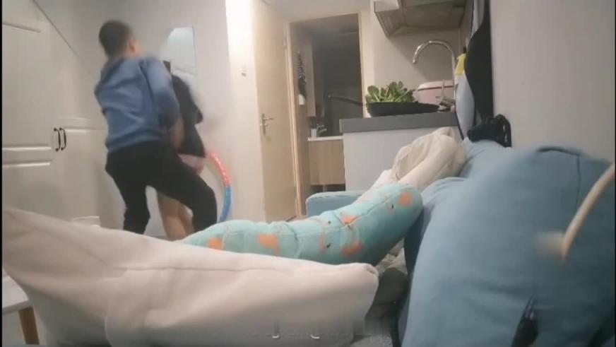 【乱伦强上内射做饭嫂子】你有病放开我你哥快回来了;你傻逼吧内射我怀孕怎么办你会对我负责吗对白精彩 预览截图 12