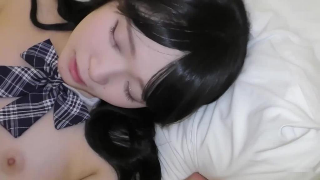 【处女丧失】19岁妙龄美少女学生嫩妹初次下海 预览截图 8