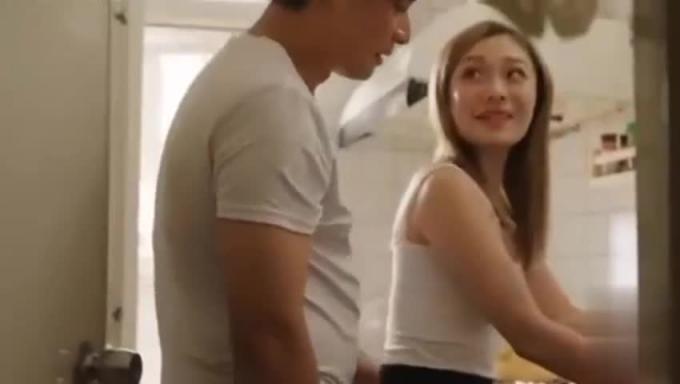 色公公NTR巨乳媳妇苏雨彤 预览截图 2