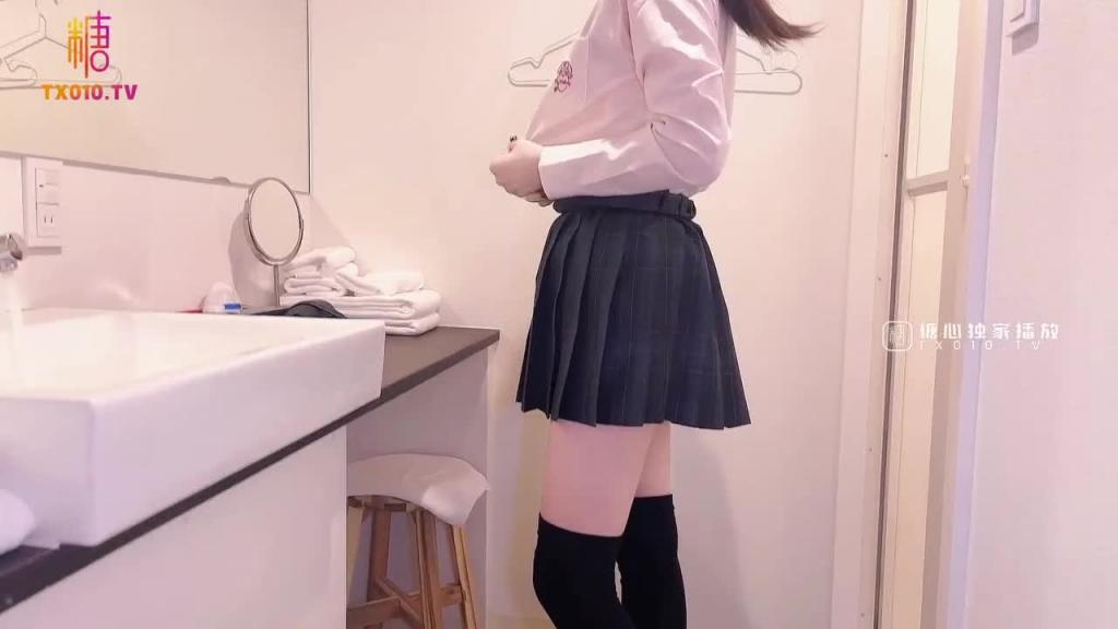 【鸡教练】淘气小表妹的超润美穴来帮奈奈舔干净好不好 预览截图 6
