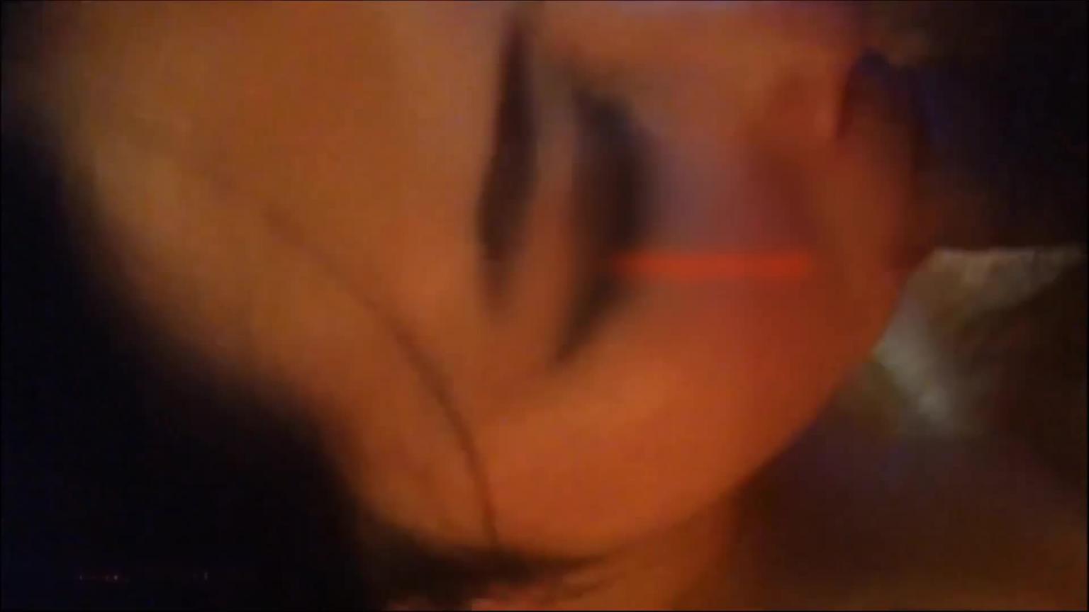 重金众筹瓜子脸性感平面嫩模酒店床战3男,双洞齐肏还干不过来,嘴里还舔一个,边干边拍,操的淫叫不止,场面淫荡不堪! 预览截图 11