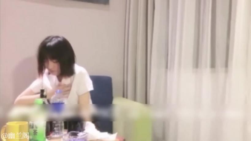 【灌酒猜拳套路清纯良家妹】偷偷拿掉套子强行插入! 预览截图 5