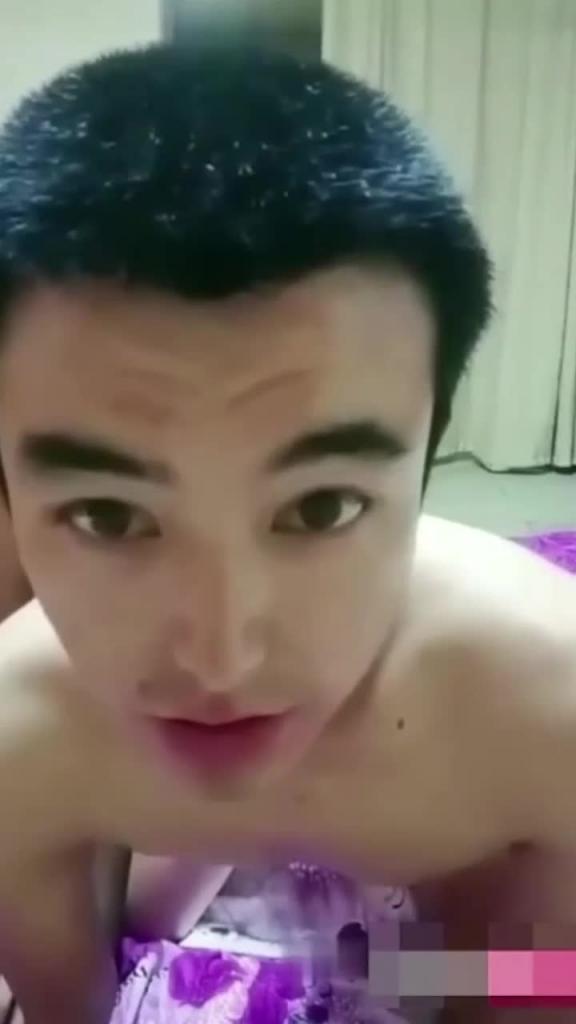 乱伦巅峰母女齐上阵 预览截图 5