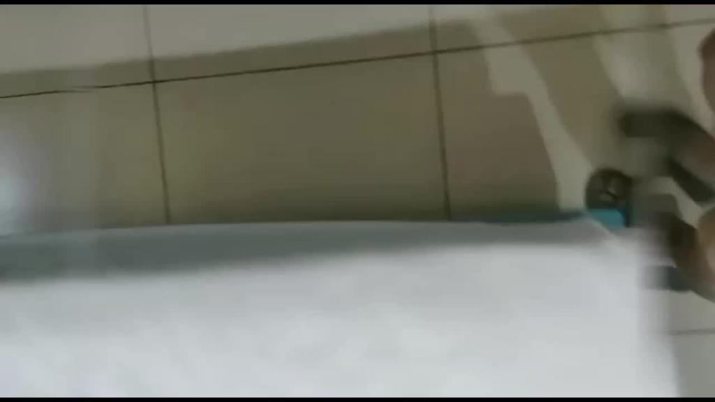 【姐弟乱伦】勾引离异姐姐弟弟被连续内射两次_白浆拉丝~扣到喷尿家里爆操对白淫荡 预览截图 5