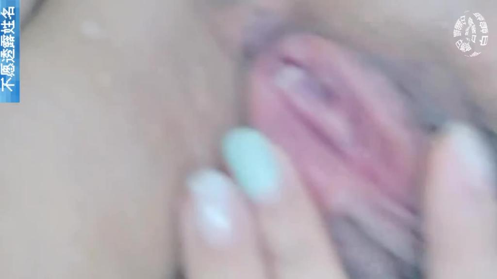大学生风骚好姐妹双女百合互舔,揉奶玩逼,抱在一起舌吻好骚 预览截图 6