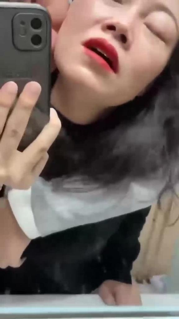 【推荐 精选高颜熟女 母子乱伦大合集】两小时_妈妈给我一次_选取推特最火母子 预览截图 3
