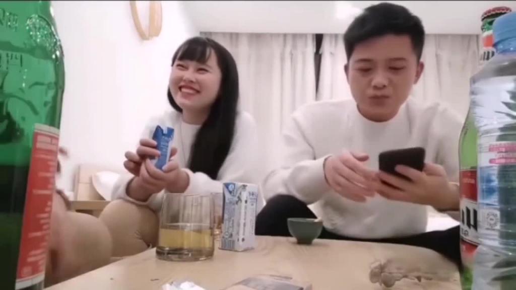 热门两对换妻 精彩刺激!! 预览截图 4