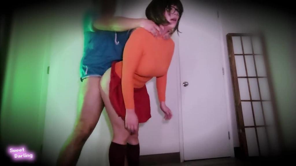 『sweet darling』Velma Cosplay 在万圣节被狠狠操 预览截图 10
