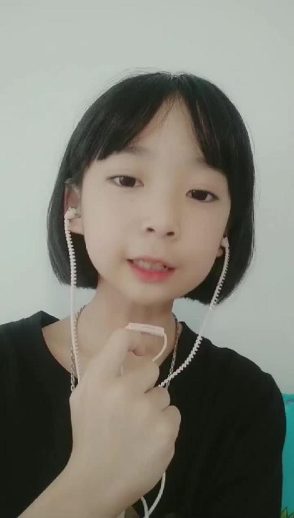 极品无毛小可爱张婉莹小妹妹自慰嫩逼自拍娇喘叫床 预览截图 3