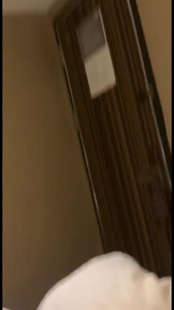 泄密流出传媒大学骚女吴嘉宜和传媒大学实习男炮友自拍不雅视频被灵魂拷问性爱史一边吃大屌做爱 预览截图 10