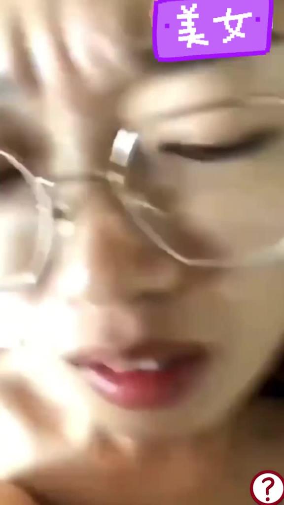 最强反差之我无意间看到女友之前的视频要不要分手 预览截图 6