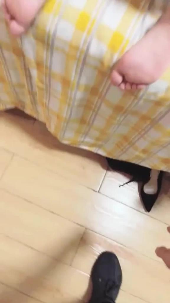 大神约2个极品少妇,大棒换着操 预览截图 3