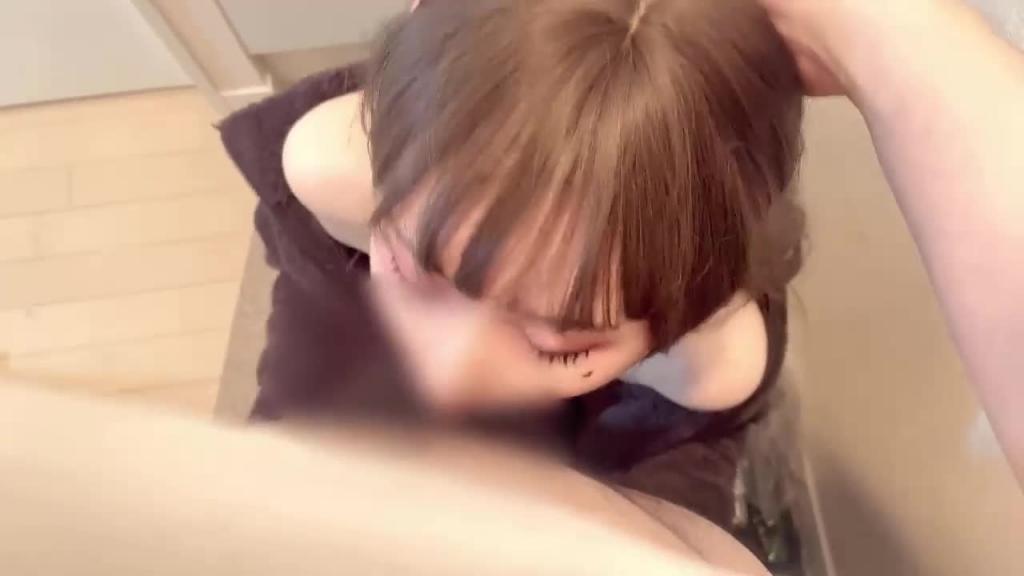 反差学妹半夜来到我家，在她臃肿的逼了力 预览截图 8
