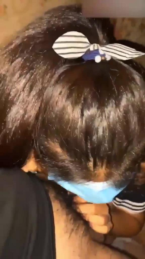 真实长春小哥与35岁舅妈乱伦自拍泄露第一次肛交出血,35岁舅妈诊所护士兼老板娘 预览截图 9