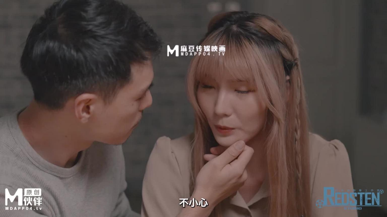 红斯灯影像 / 清纯少女的淫逼性报复(上)/ RS-033 预览截图 2