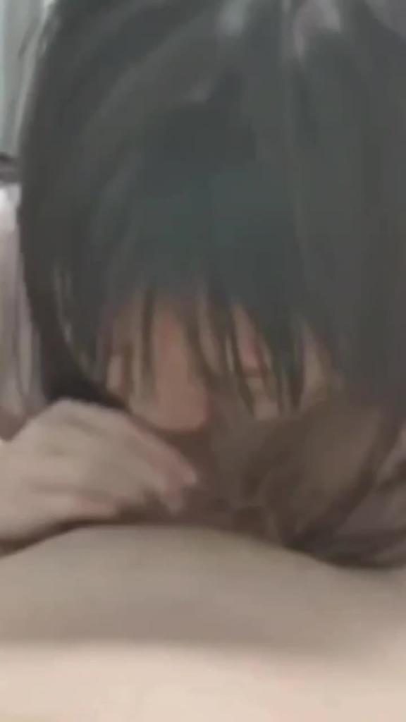 骗妹妹吃肉棒 预览截图 10