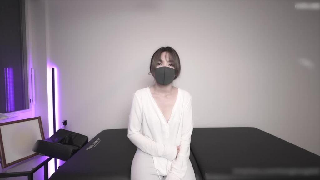玩偶姐姐 「她的秘密」 预览截图 1