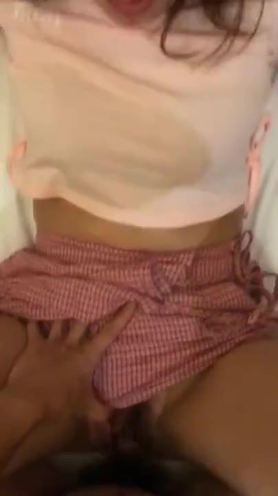 被哥哥大肉棒插的好舒服 预览截图 11