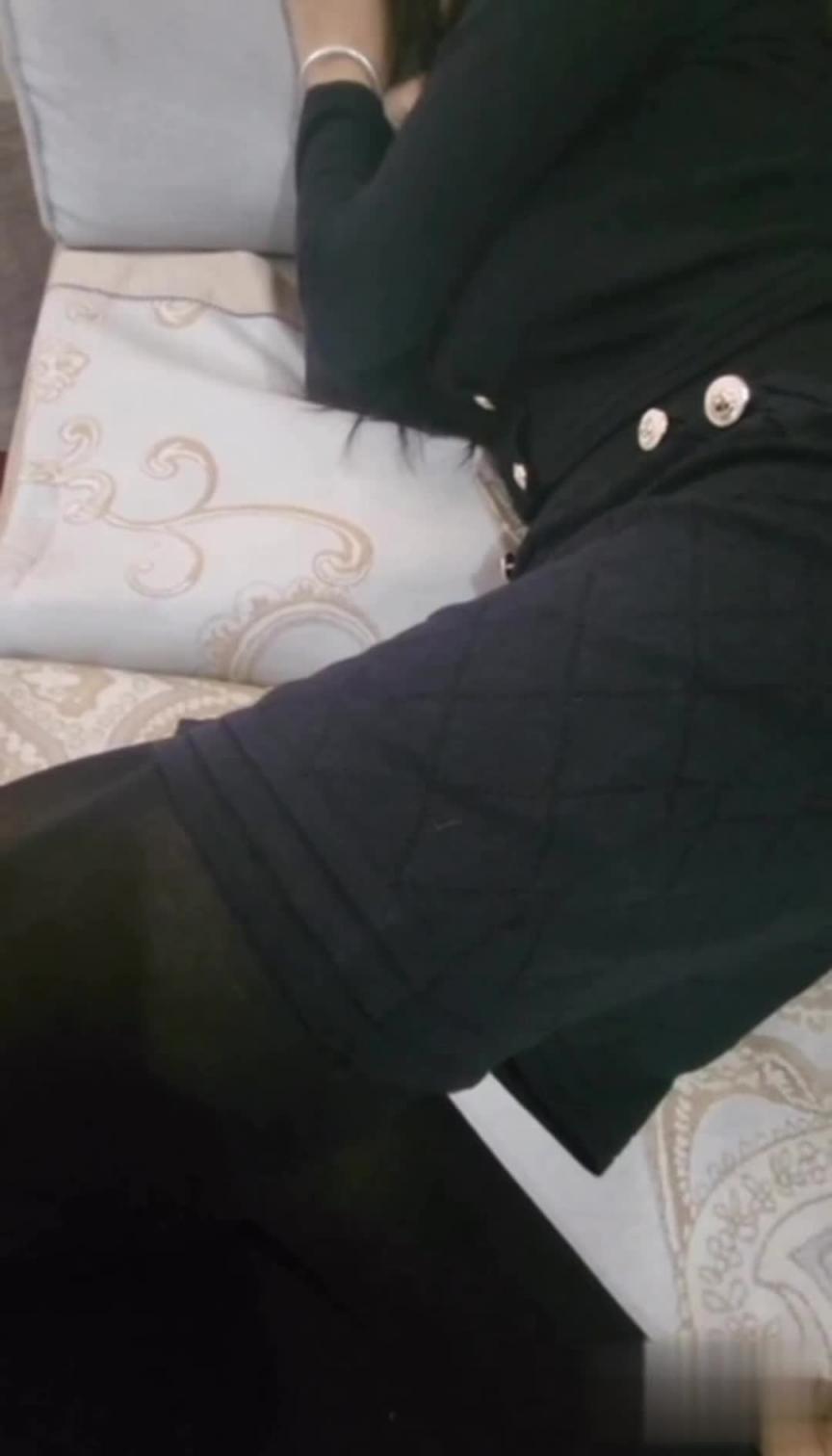 【姐弟乱伦-照顾醉酒亲姐】看到白皙大奶子，精虫上头插入外射 预览截图 1