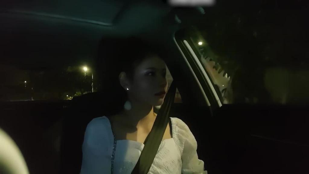 足浴店贵州美女技师,3000带到酒店,舌吻舔穴无套 预览截图 4