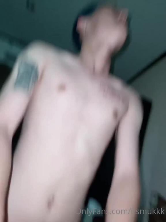 泰国极品纹身网红博主 itsmukkk(Itsmukkk】 69巨乳反差婊 OFZYCB285 预览截图 2