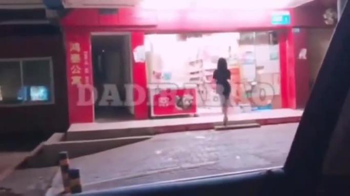 【萝莉反婊】P抖音80W粉丝网红超萌萝莉私拍合集 预览截图 10