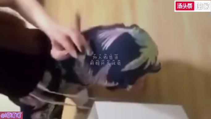 真实乱伦!畜生姐夫抱操小姨子!拼命挣扎 预览截图 4
