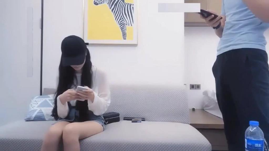 史上最美少妇之一 刚接触这一行业 妹子差点被干哭 预览截图 4
