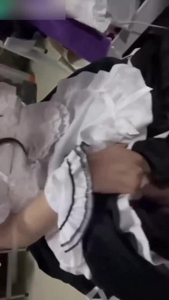 【反差小淫娃】住校中学女孩的放养生活!清纯的脸庞没想到骚到飞起，能脔能调教能露出很好玩很反差~ 预览截图 6