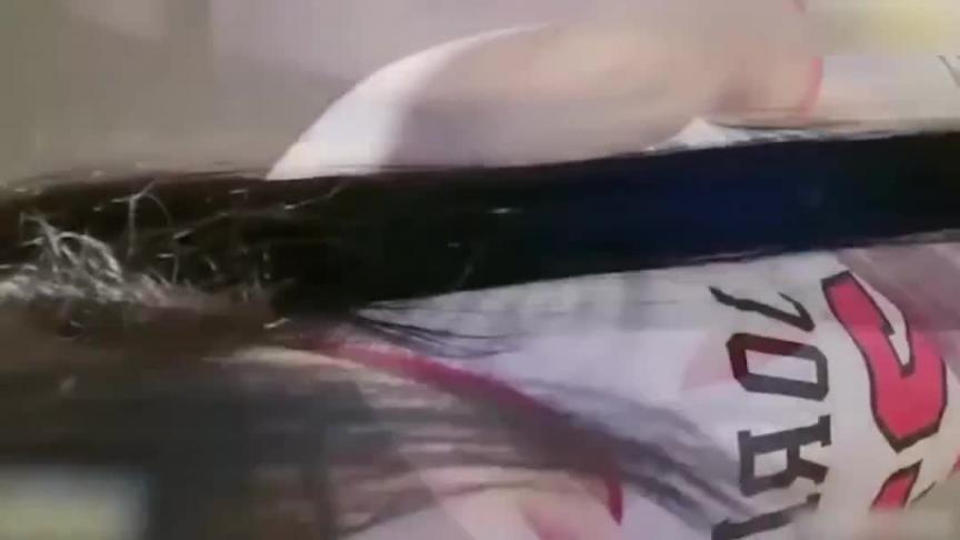 〔极品网红流出〕高颜值网红萝莉少女私拍视频流出,近距离掰穴自慰,露脸清纯萝莉嫩妹 预览截图 3