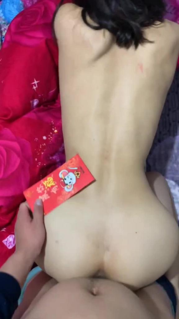 拿红包就让操的完美身材蜜桃臀,确实极品- 预览截图 4