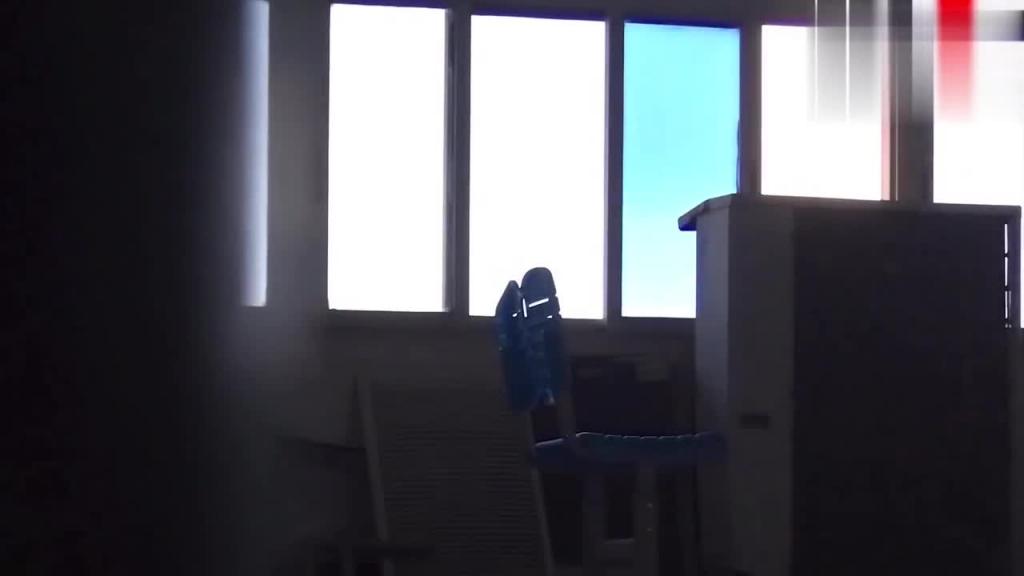 【火爆 吃瓜-莆田六中师生门事件】学校教授做爱,女学生很主动 预览截图 8