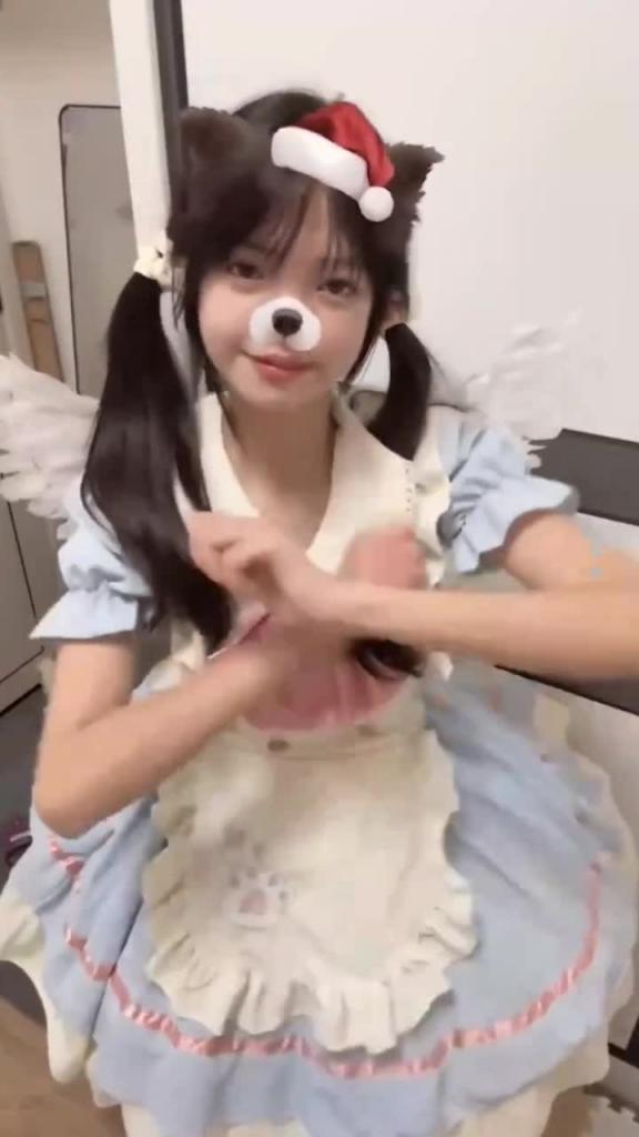 超美清纯美少女抖音风嫩妹大尺度全露骚舞自拍诱惑合集 预览截图 1