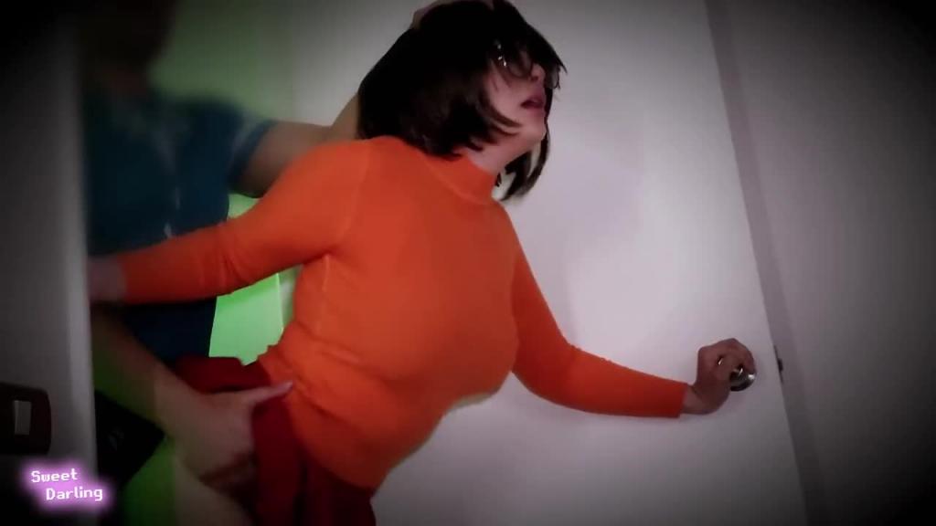 『sweet darling』Velma Cosplay 在万圣节被狠狠操 预览截图 6