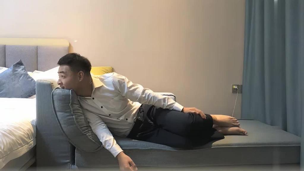 【御姐女秘书】白领兼职女神略带羞涩,换上黑丝性感包臀后入撞击 预览截图 4