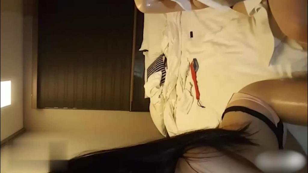 【女同】小网红百合之恋我能加入你们玩3p吗 预览截图 6
