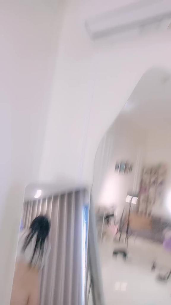 新来的极品美女,黑丝高跟诱惑,无毛白虎逼精彩大秀直播,极品好身材揉奶玩逼,炮击高速蹂躏骚穴,呻吟可射 预览截图 4