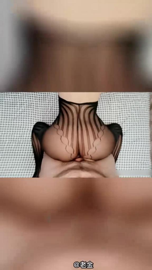 滨海徐记面馆老板娘出轨榜一大哥,两个孩子少妇出轨榜一,视频被曝光泄露 预览截图 1