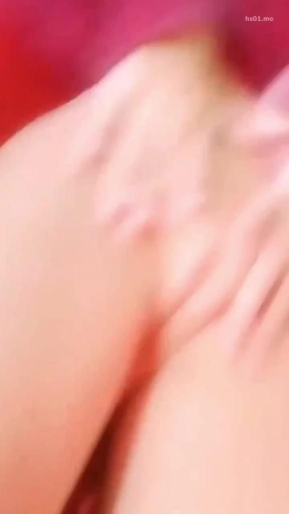 家庭乱伦-骚浪母子俩调教儿子,语言侮辱跪地掐脖调教 预览截图 1