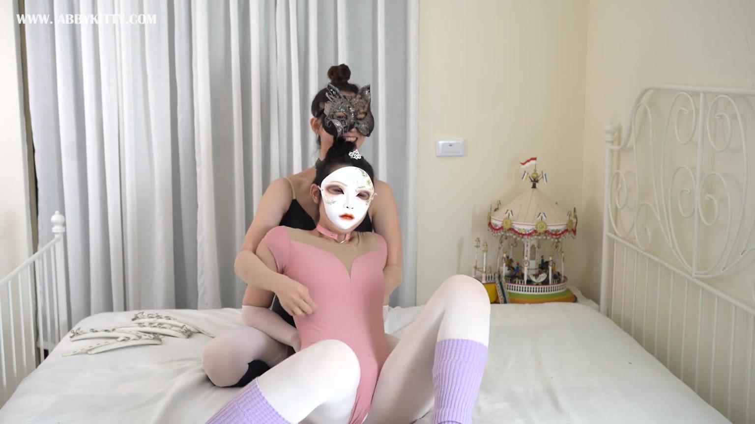 AB066双人芭蕾舞蹈挠痒游戏和龟头调教-Abby Kitty 预览截图 10