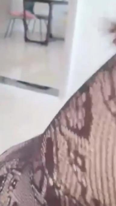 真实乱伦现场 骚浪嫂子勾引小叔子乱伦偷情 预览截图 6