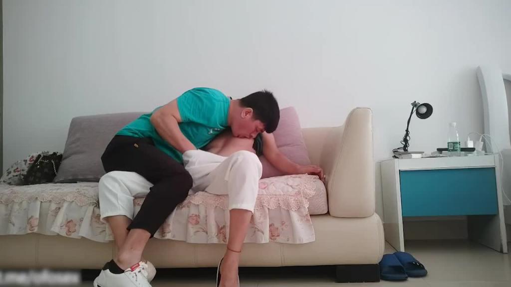 人妻首次出轨被操惨了 预览截图 4